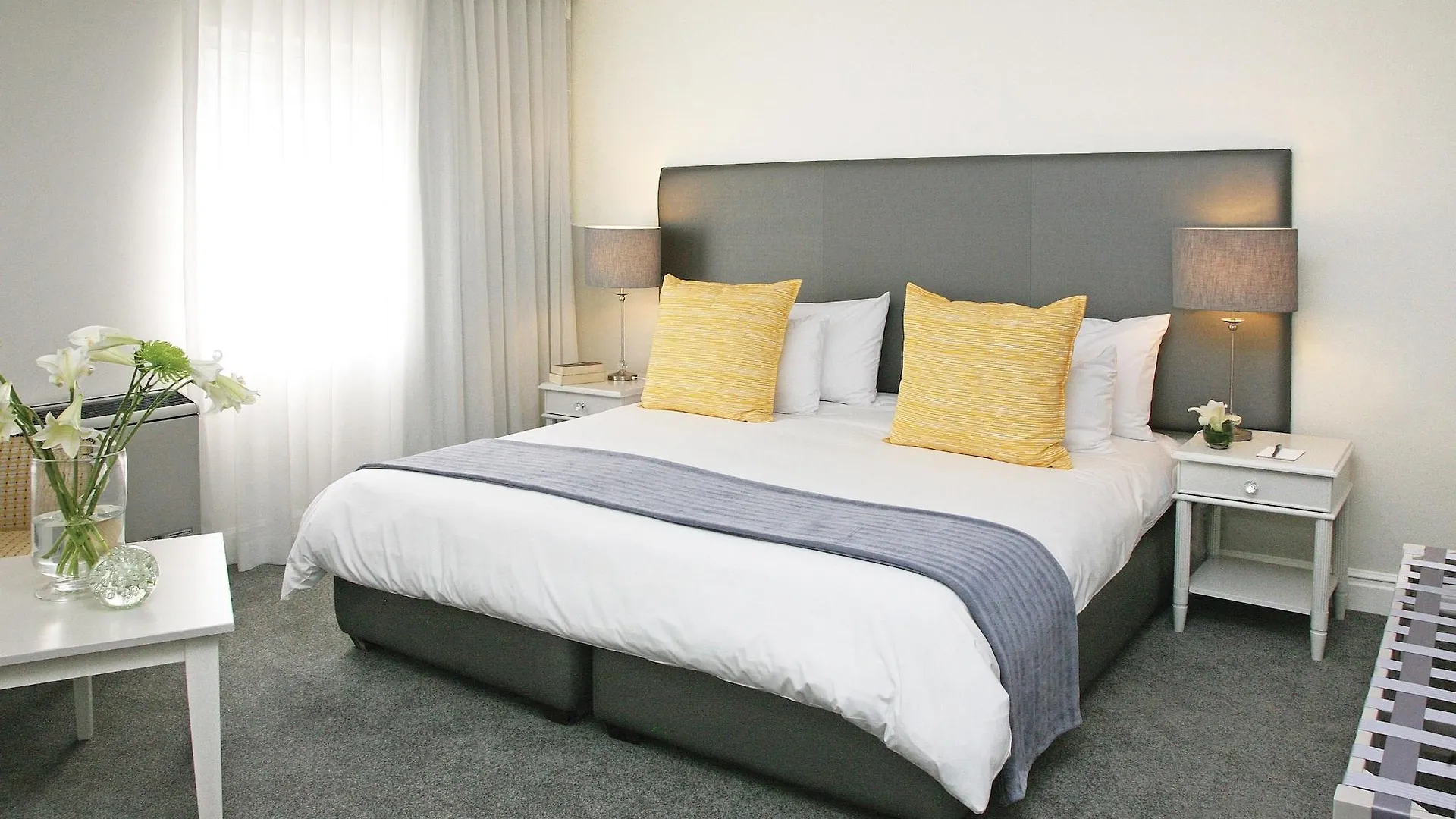 Hollow On The Square City Hotel Cape Town 4*,