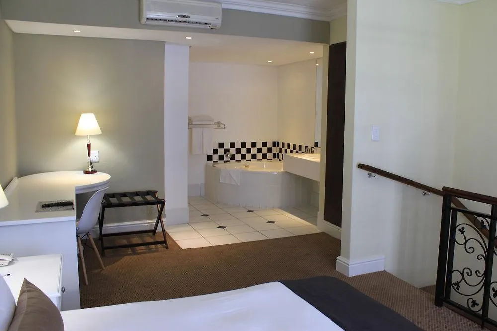 Hollow On The Square City Hotel Ciudad del Cabo