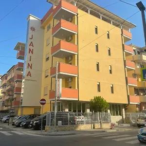 janina-apartments.albaniahotels.org/