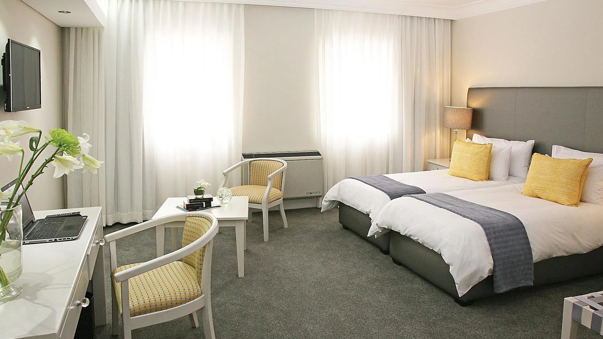 Hollow On The Square City Hotel Cape Town